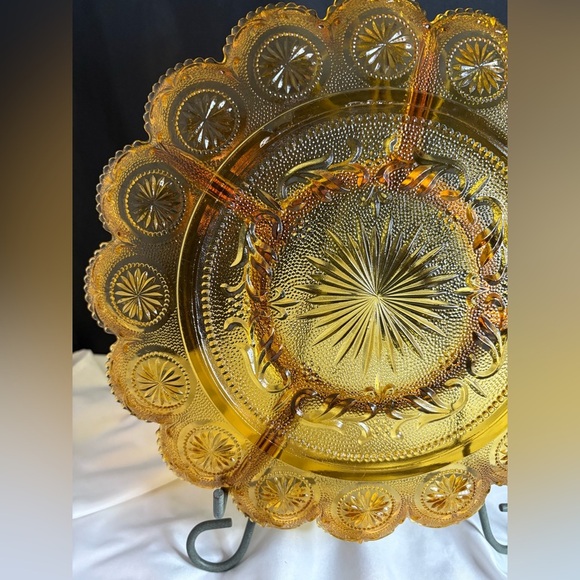 Amber Brockway American Concord divided relish plate - Picture 5 of 8